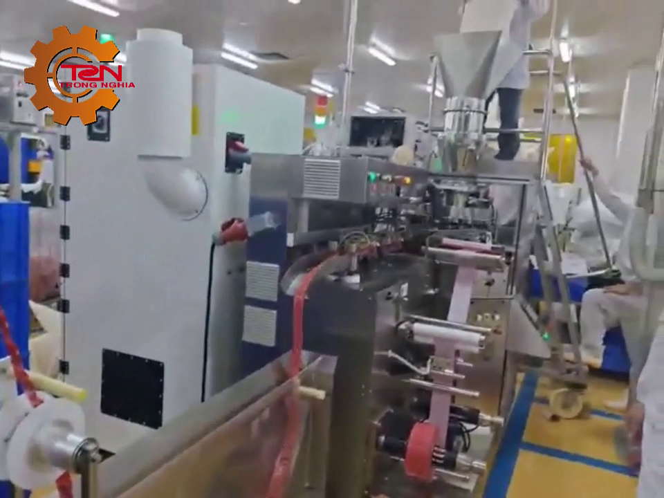 Máy đóng túi gia vị (2)