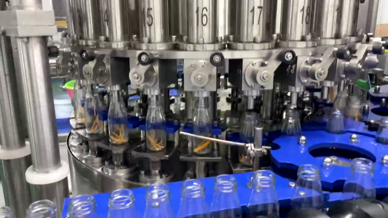 Máy rửa 24 đầu máy chiết 24 đầu máy đóng nắp 8 đầu yến hũ