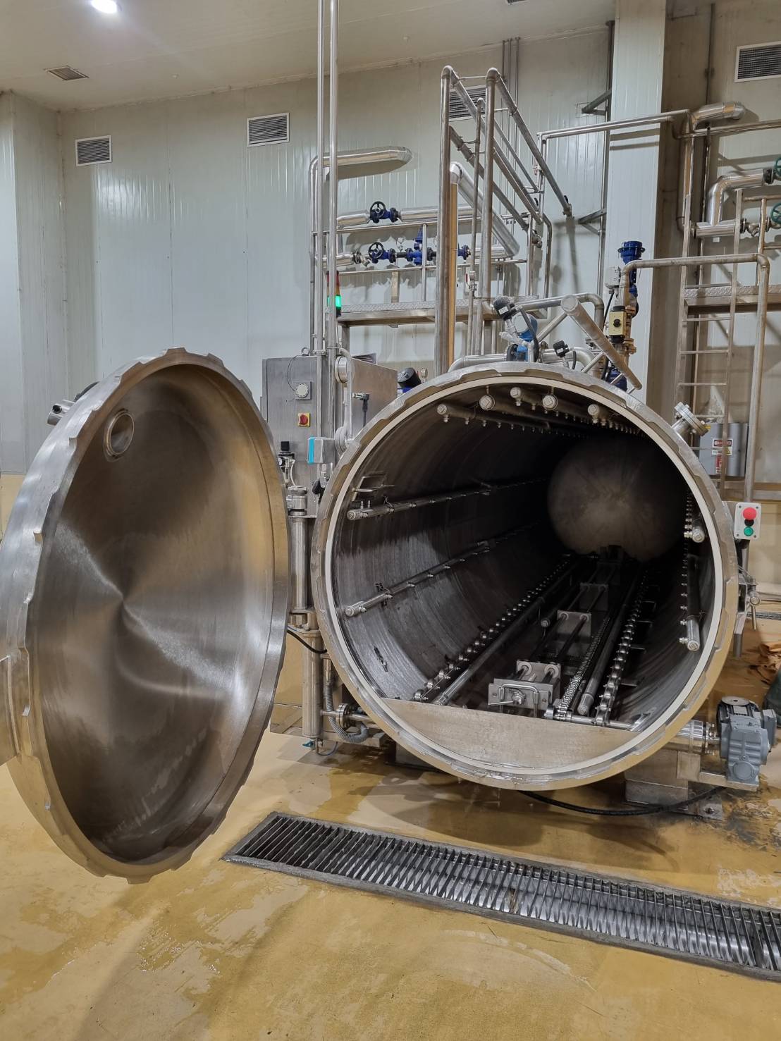 Nồi tiệt trùng rung lắc phun nước